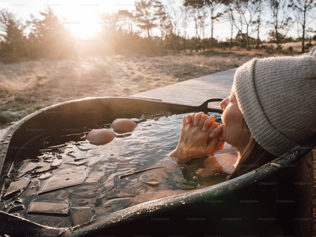 《7天》青島路演感動(dòng)全場，蔣奇明張藝凡詮釋“七年一生”愛情寓言