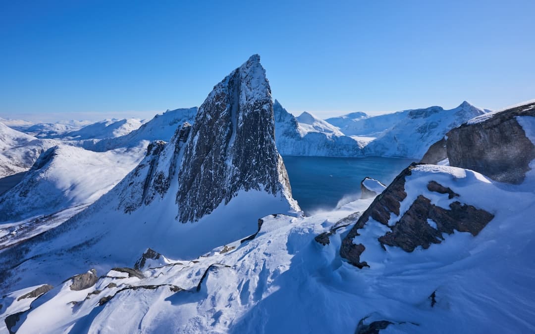 肖戰(zhàn)《諜報(bào)上不封頂》殺青發(fā)文 深情告別任少白